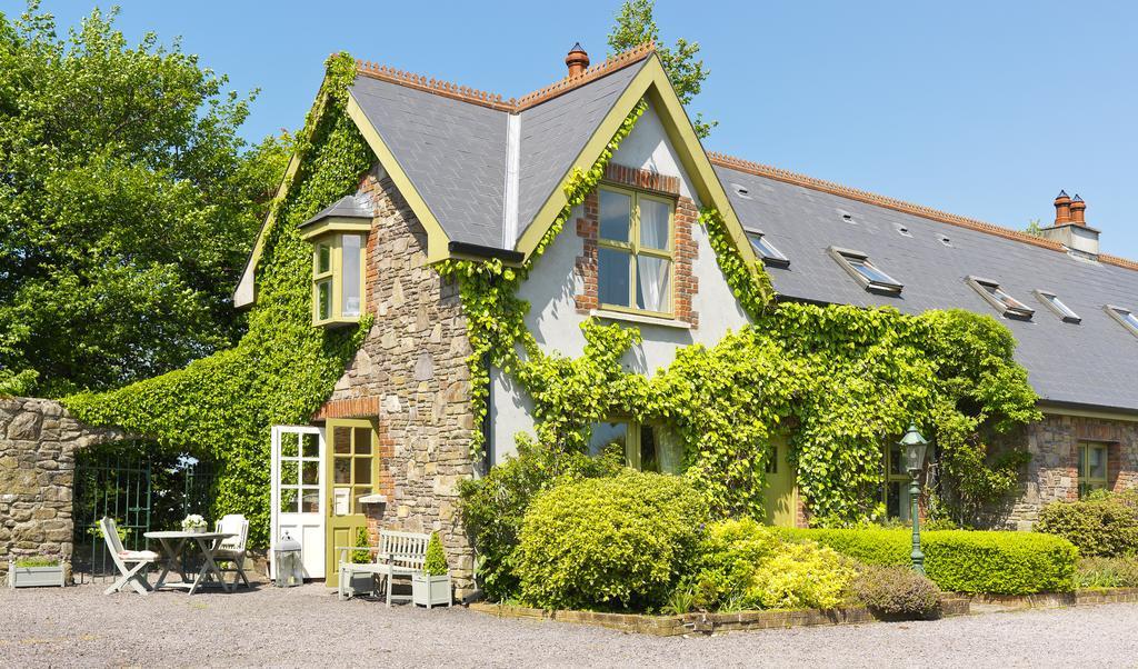 Courtyard Cottages トラリー 部屋 写真